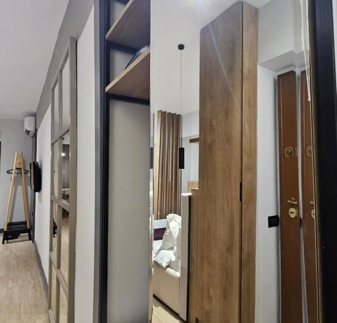 Tam Serviced Studio Apartments Next To Blloku Tirana